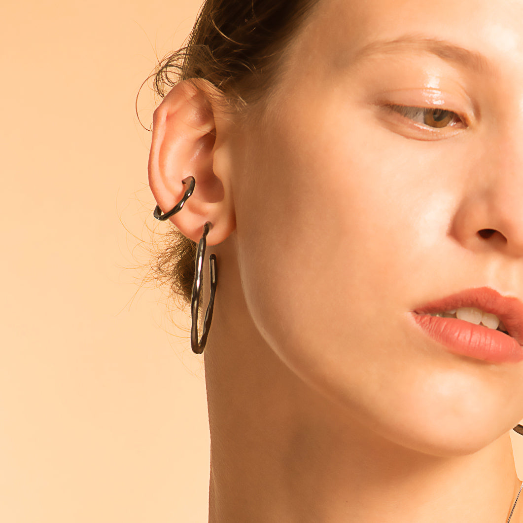 Bubble Nebula - Hoop Ear Cuff - S (Black Gold Plated)