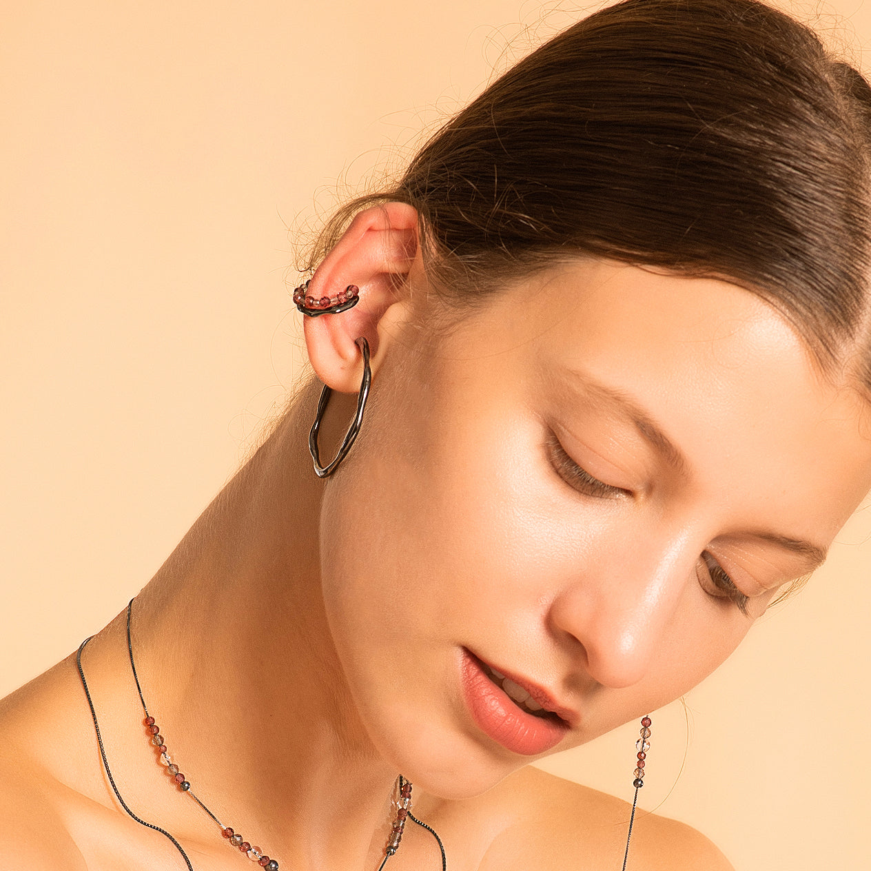 Bubble Nebula - Beading Hoop Ear Cuff (Black Gold Plated)