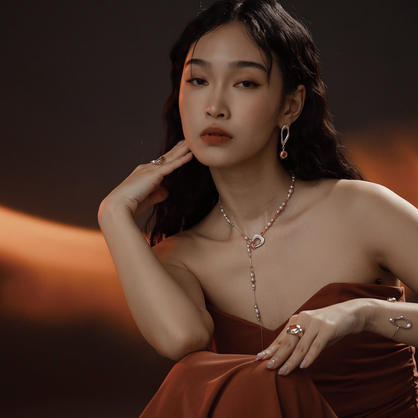 サンフラッシュフレイムレインオパールイヤリング - スターリングシルバー