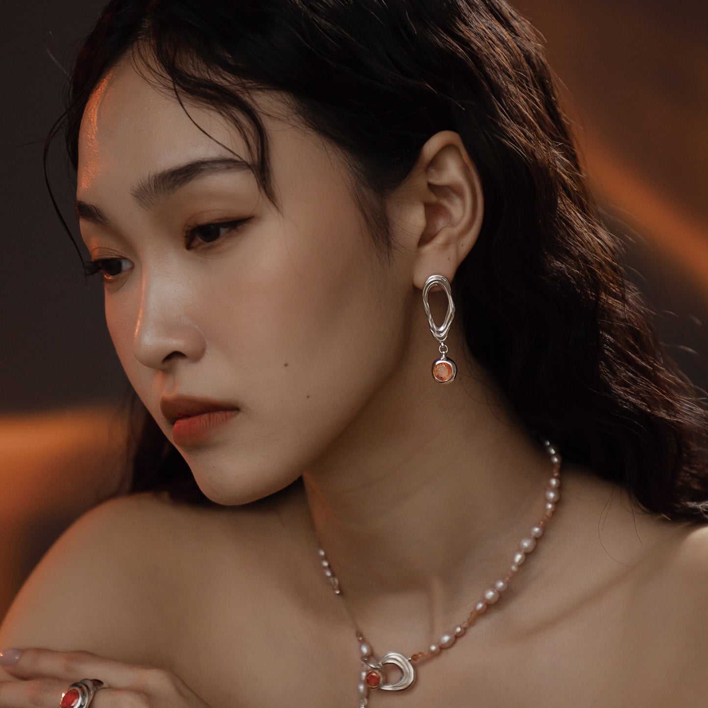 サンフラッシュフレイムレインオパールイヤリング - スターリングシルバー