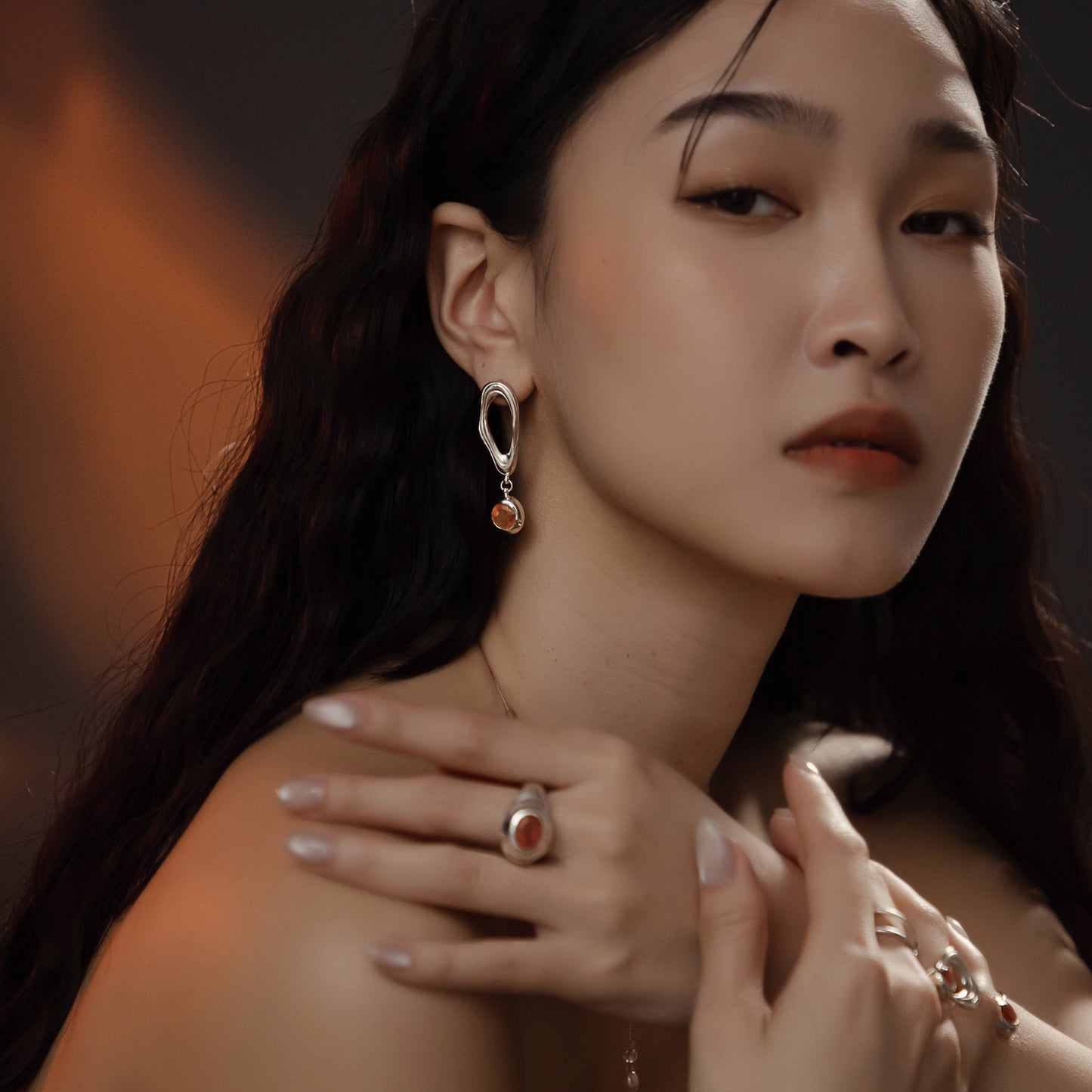 サンフラッシュフレイムレインオパールイヤリング - スターリングシルバー