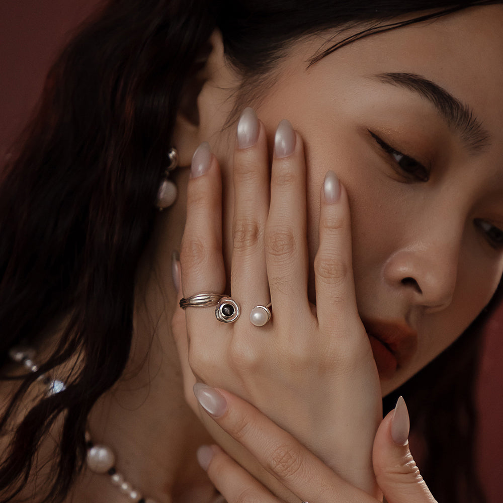 Solar Flares - Sunspots Hypersthene White Pearl Ring (Silver)
