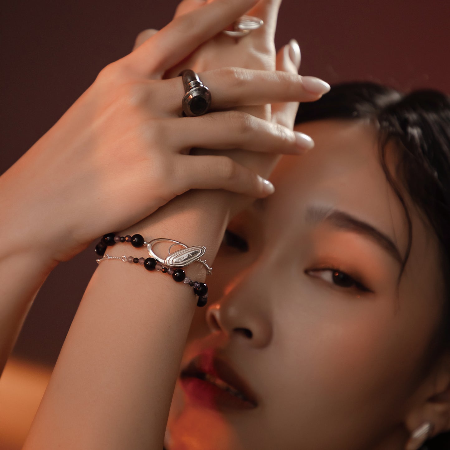 Solar Flares - Magnetic Storm Black Agate Iolite Bracelet (Silver)