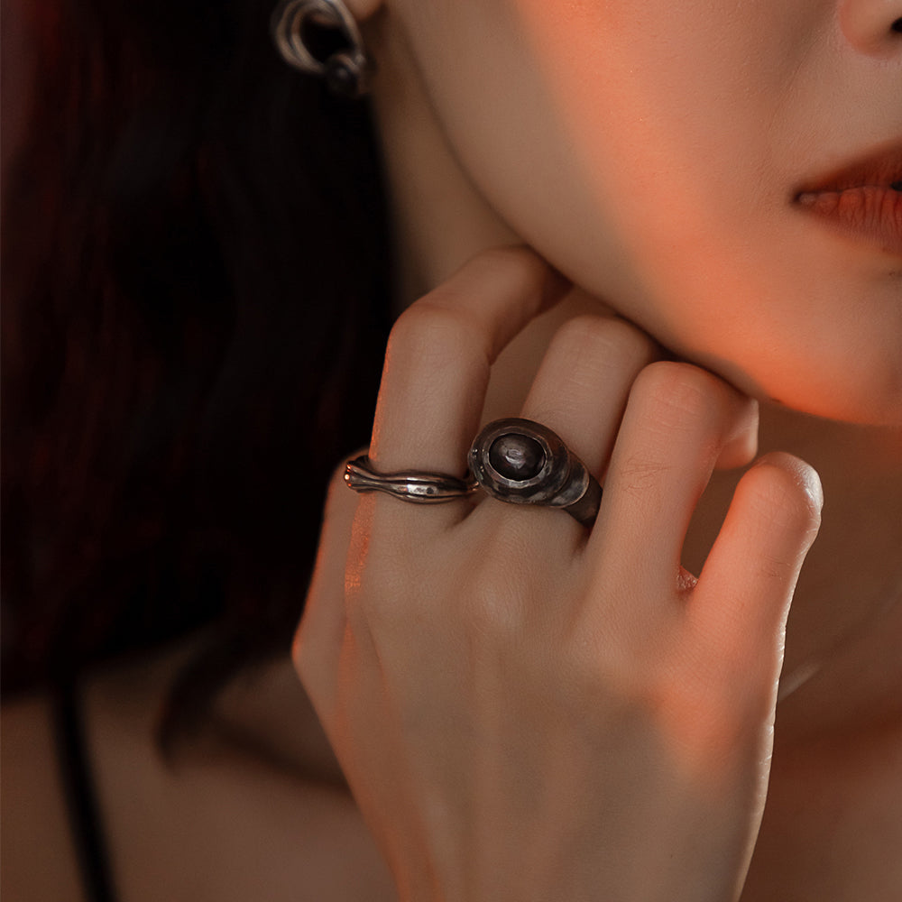 Solar Flares - Coronal Rain Ring (Oxidised Silver)