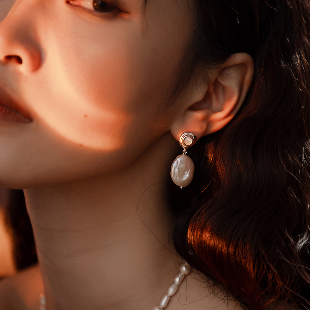 Solar Flares - Sunspots Opal Pearl Drop Earrings - L (Silver)