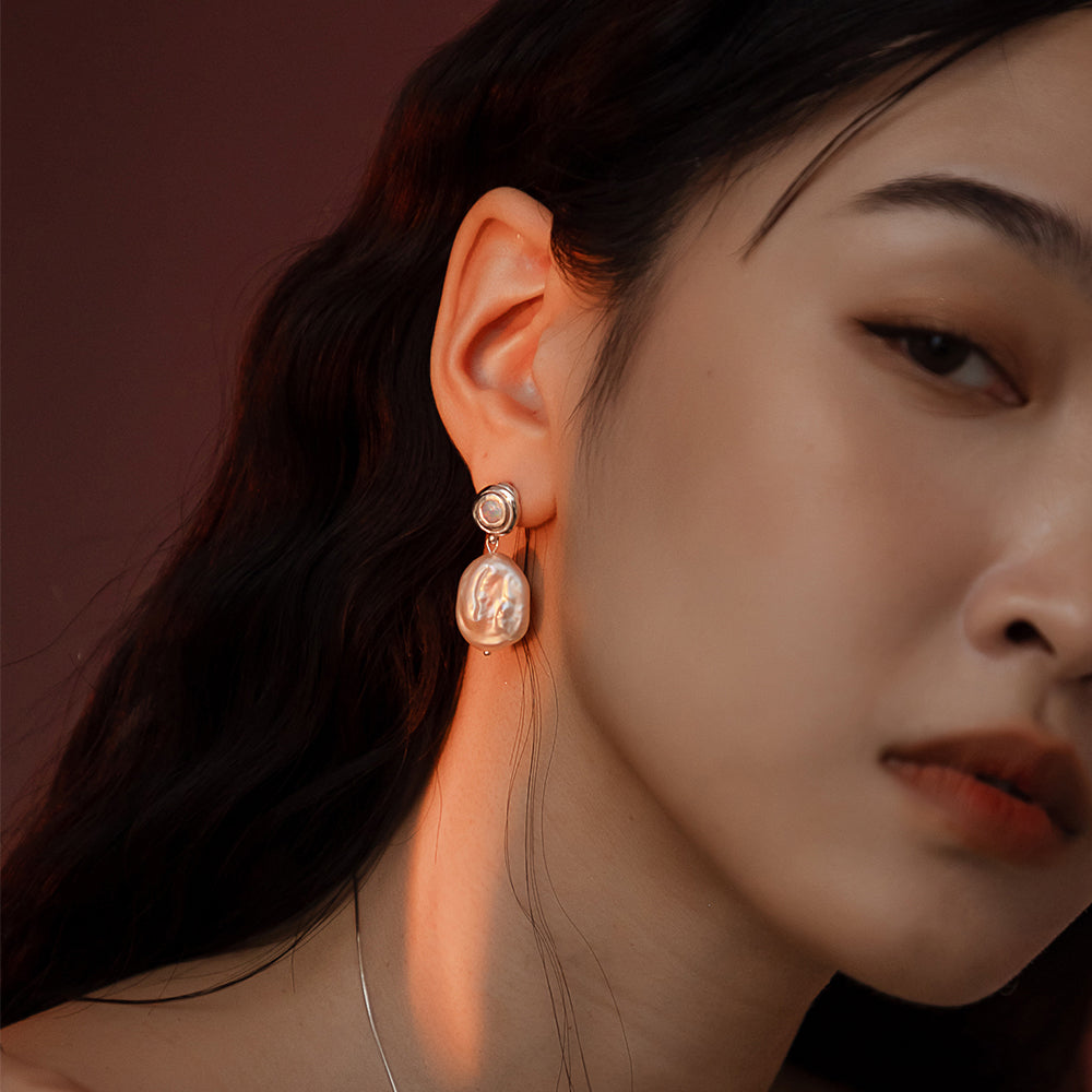 Solar Flares - Sunspots Opal Pearl Drop Earrings - L (Silver)