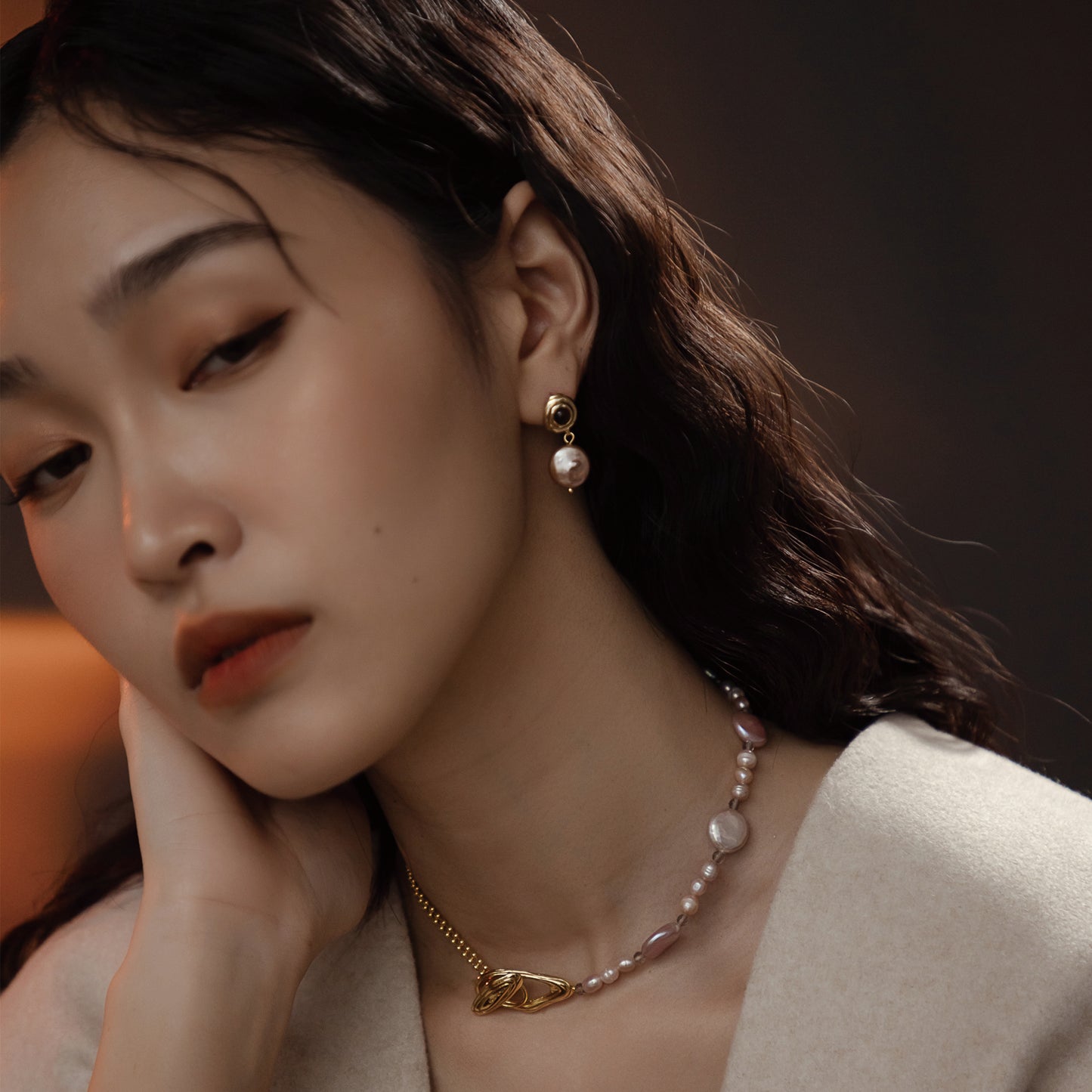 太陽閃焰 太陽黑子虎眼石垂墜粉紫珍珠耳環-厚鍍18K金 (S)