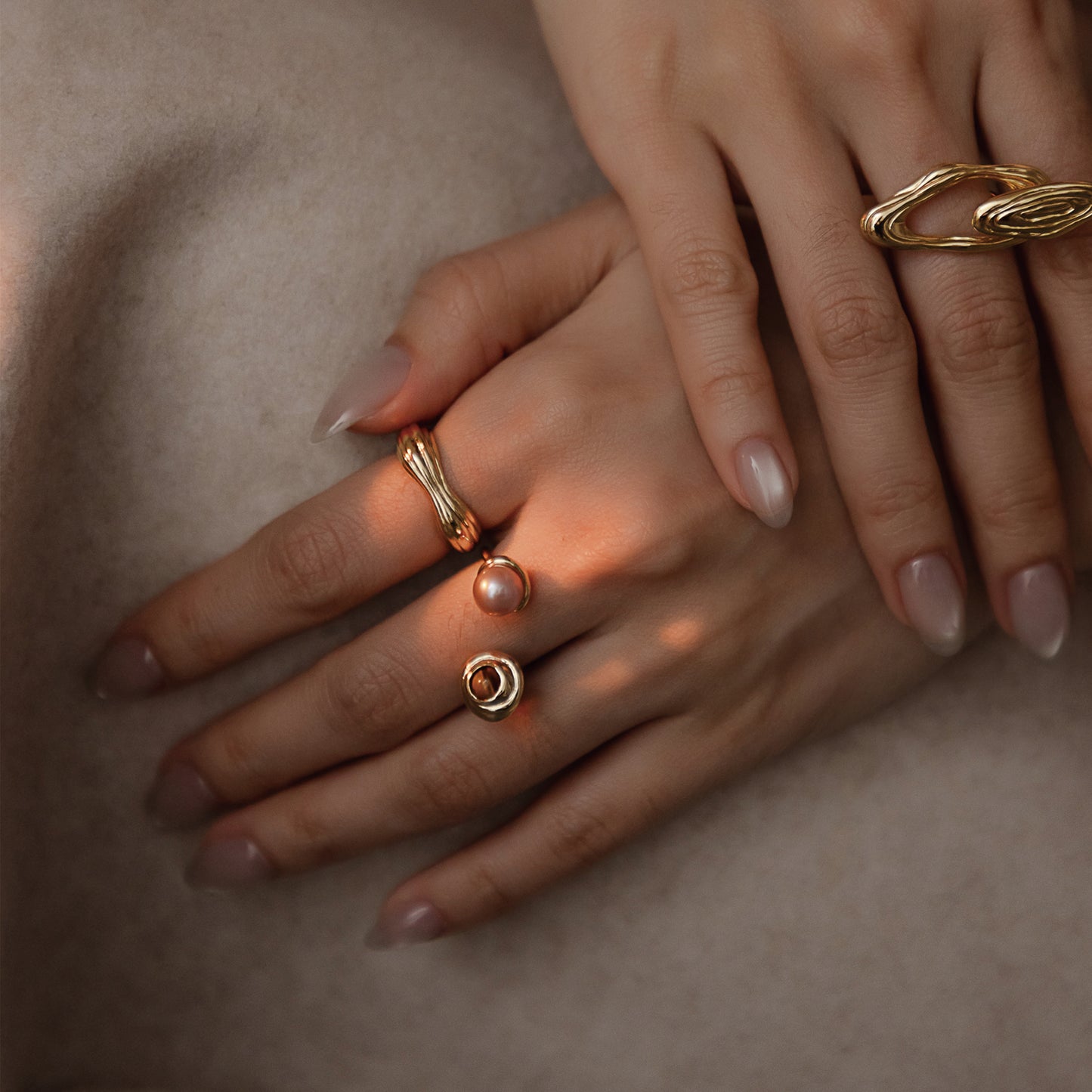 太陽閃焰 太陽黑子虎眼石粉紫珍珠戒指-厚鍍18K金