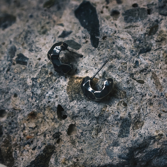 迷途之星系列 小圈隕石純銀耳環-銀黑