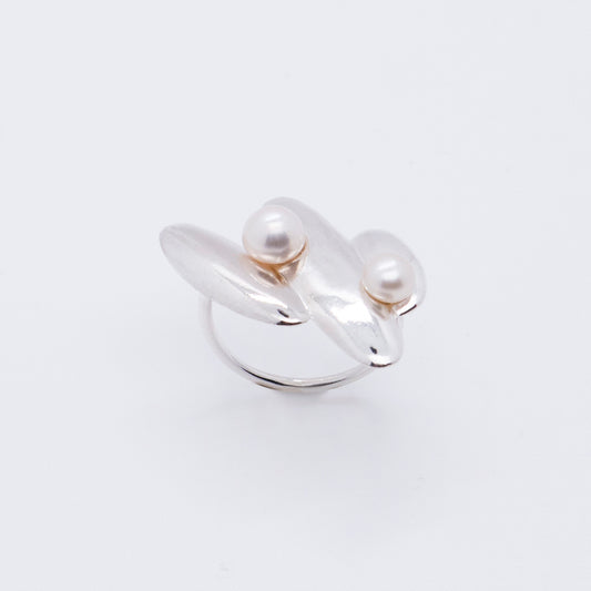 Multiverse - Parallel Universes Pearl Ring (Silver)