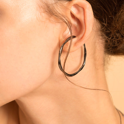 Bubble Nebula - Hoop Ear Cuff - L (Black Gold Plated)