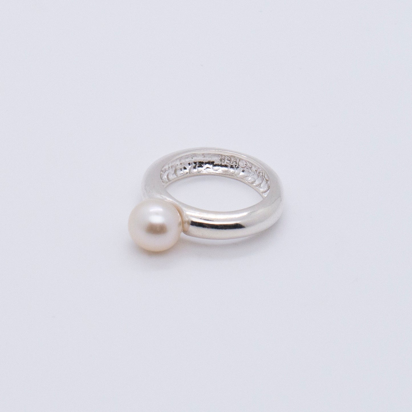 Multiverse - Classic Pearl Ring (Silver)