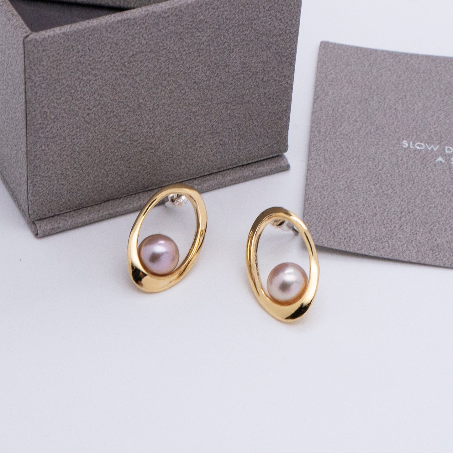 Multiverse - Classic Pearl Earrings (18K Gold Plated) 