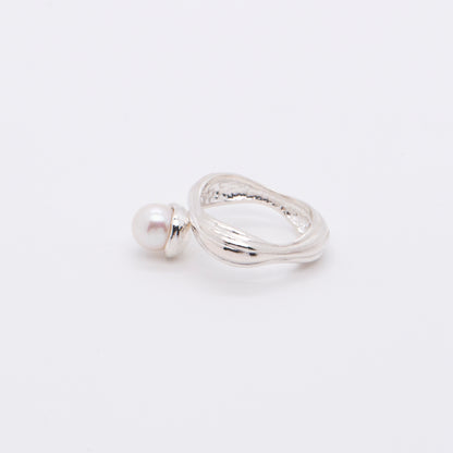 Solar Flares - Coronal Rain Pearl Ring (Silver)