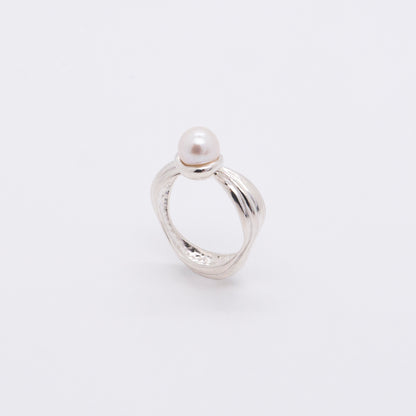 Solar Flares - Coronal Rain Pearl Ring (Silver)