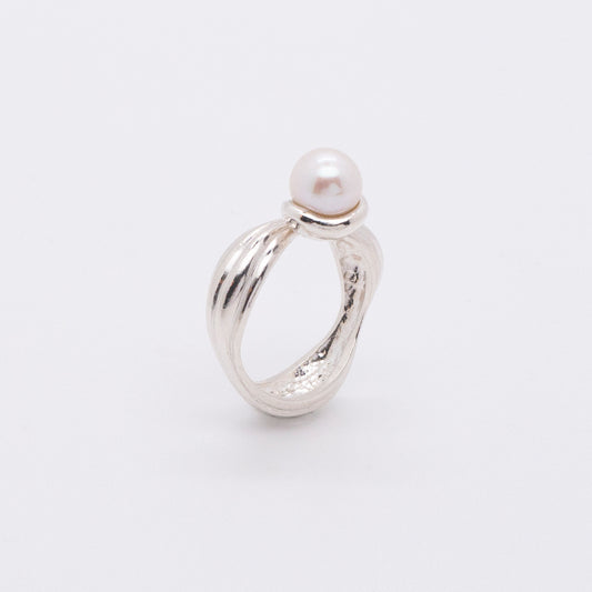 Solar Flares - Coronal Rain Pearl Ring (Silver)