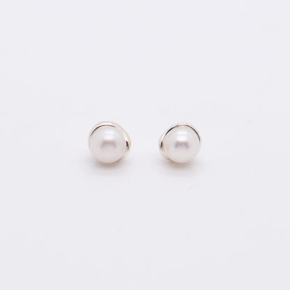 Solar Flares - Classic 8mm White Pearl Earrings (Silver)