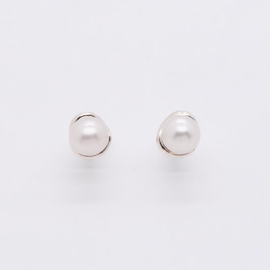 Solar Flares - Classic 8mm White Pearl Earrings (Silver)