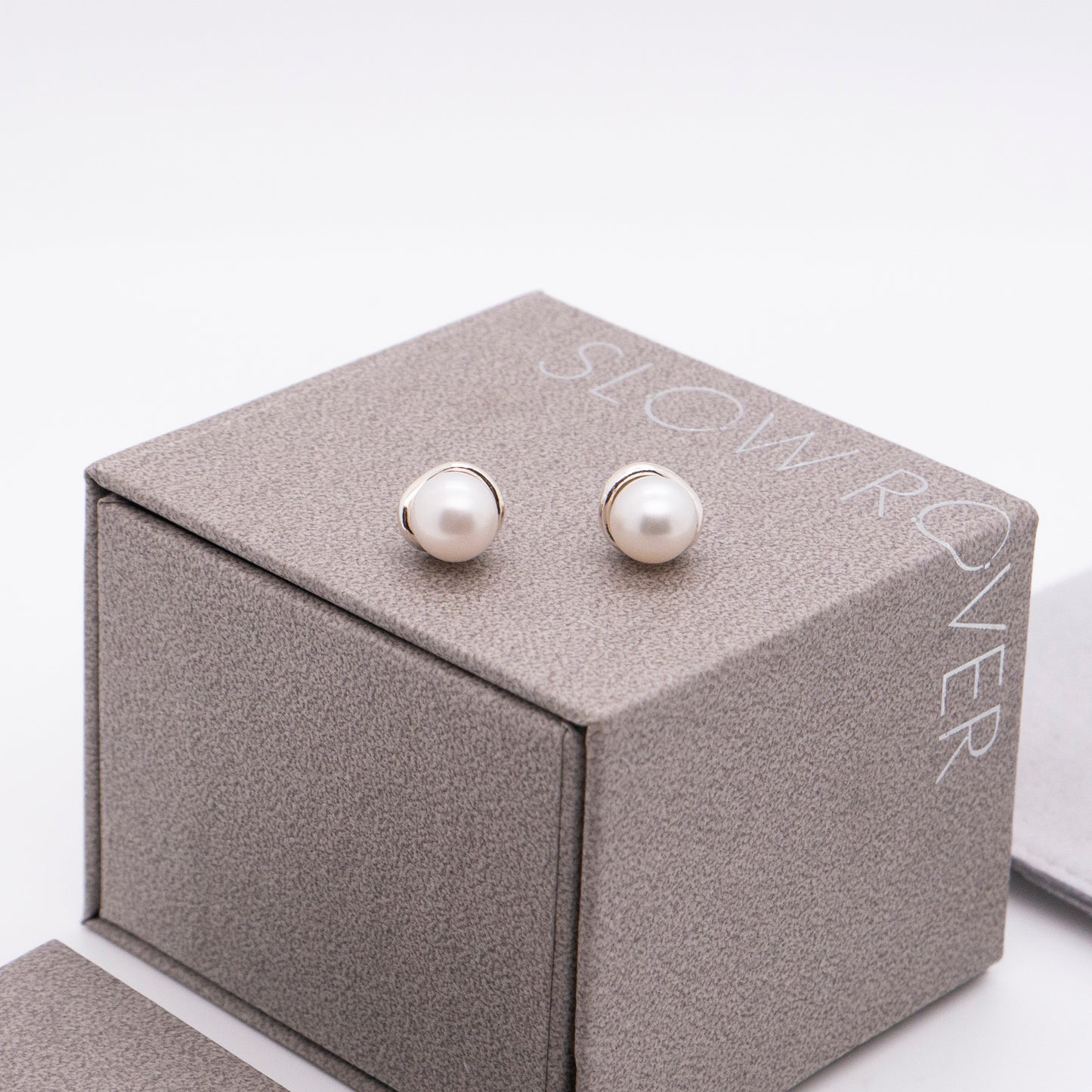 Solar Flares - Classic 8mm White Pearl Earrings (Silver)