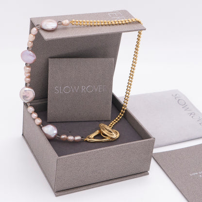 ソーラーフラッシュマグネティックストームホワイトバロックラウンドパールショートネックレス - スターリングシルバー