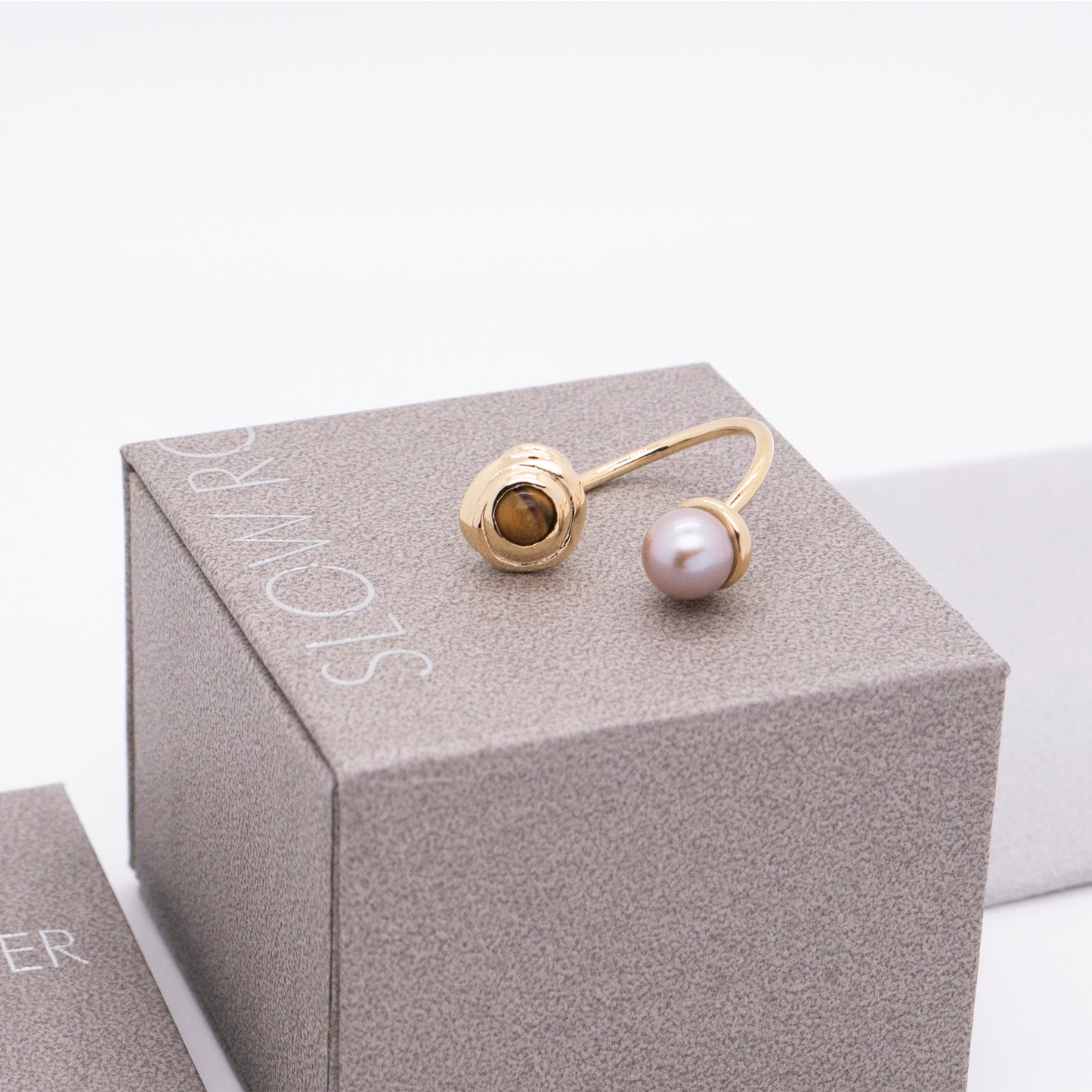 太陽閃焰 太陽黑子虎眼石粉紫珍珠戒指-厚鍍18K金